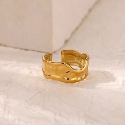 Minimalistic Gold Ring