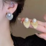 Classic Pearl earrings