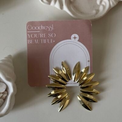 img_6927 Geometric hanging earrings - Image 1