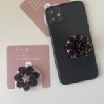 Floral phone holder - Image 3