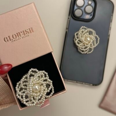 55a8f92c-1e1d-47fb-9ab3-4d432a3ca505 Pearl Flower Phone Holder 🤍 - Image 2