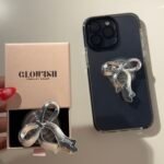 Silver bow phone holder🎀