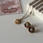 18K Daisy Necklace & Earrings Set - Image 3