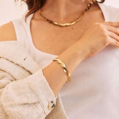 img_8117 18K Fine Wave Chain Necklace Bracelets Set - Image 1