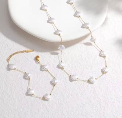 Beauty of the sea Bracelet & Necklace set Gold Plated Stainless Steel - Image 3