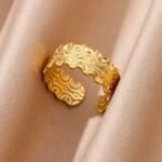 Luna Wave Ring Stainless Steel | Minimalist