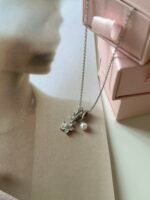 Pearl Bloom Necklace ✨ - Image 2
