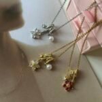 Pearl Bloom Necklace ✨ - Image 4
